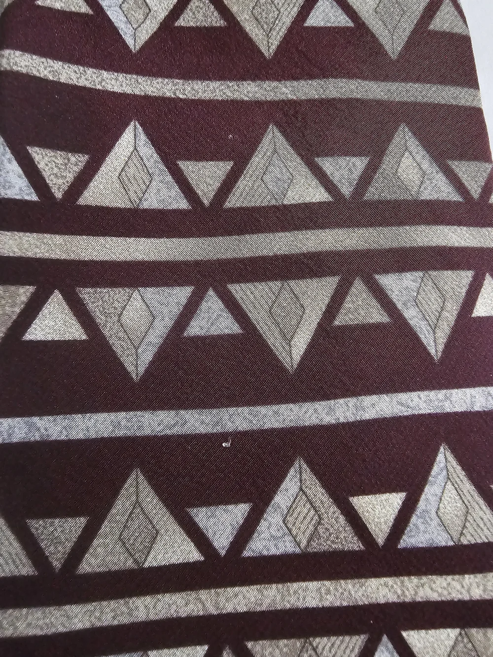 Men's Burgundy Geometric Pattern Tie